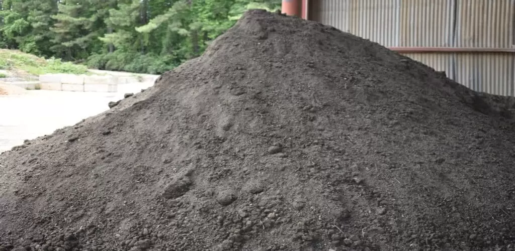 Commercial Grade or Triple Mix Topsoil